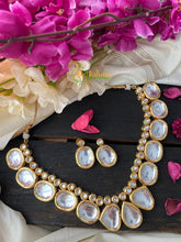 Exquisite Kundan Short Neckpiece-G2724